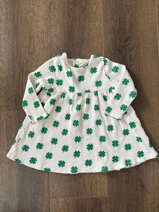 #173-Spearmint Love shamrock dress girl size 2T