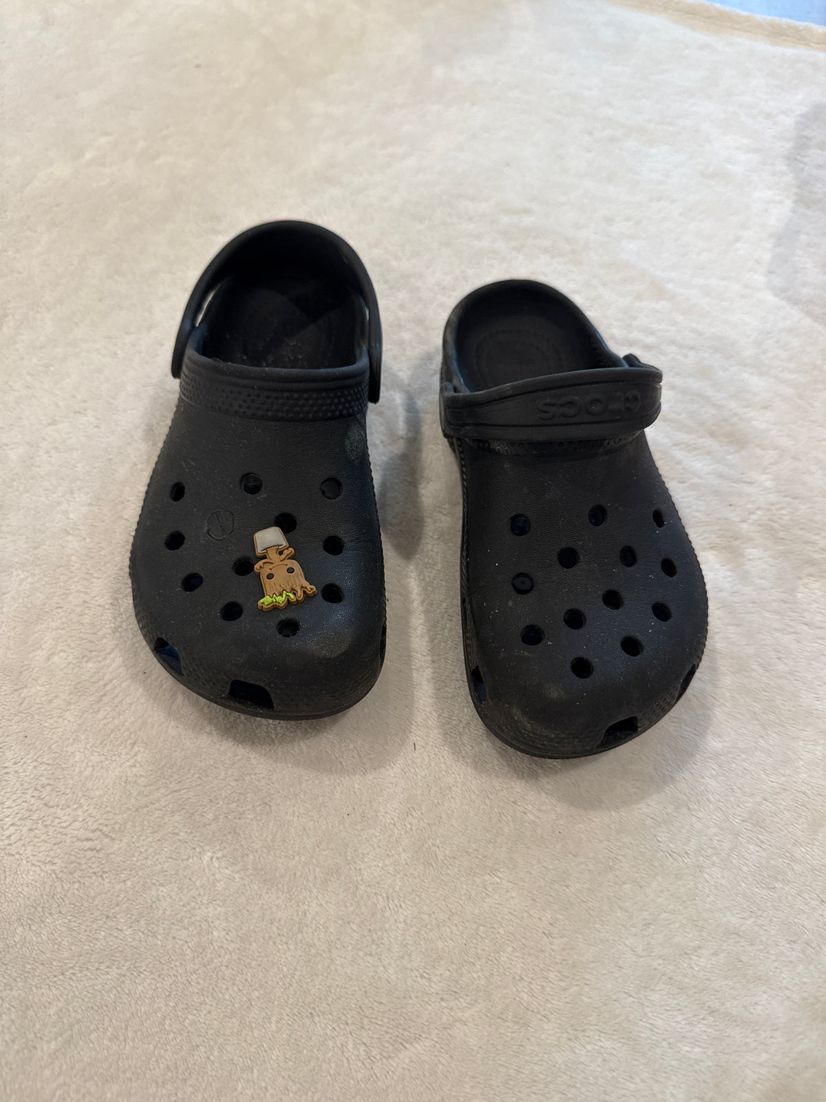 #81 Boys Shoe 13 black crocs