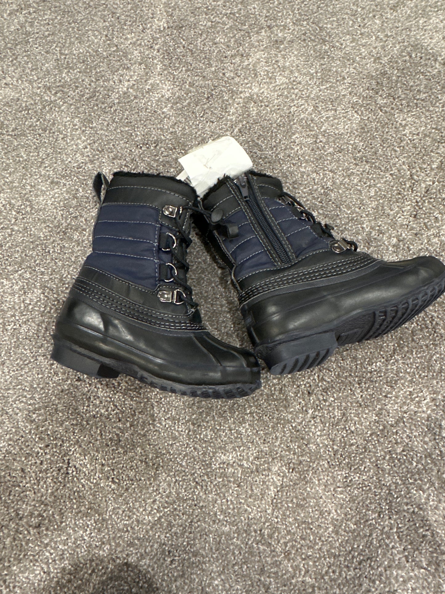 81A Lands End Snow Boots Sz 9 (Little Kid)