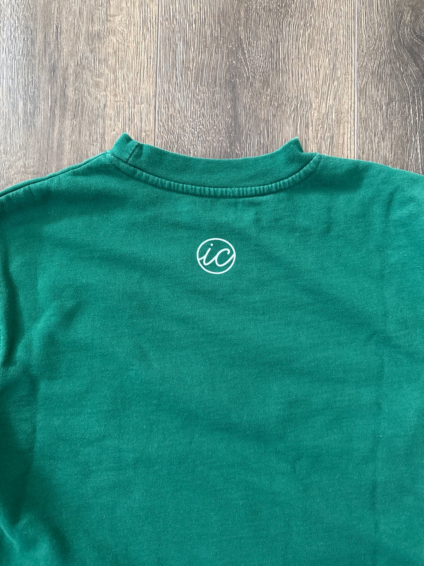 #173-women's green holiday sweatshirt size S