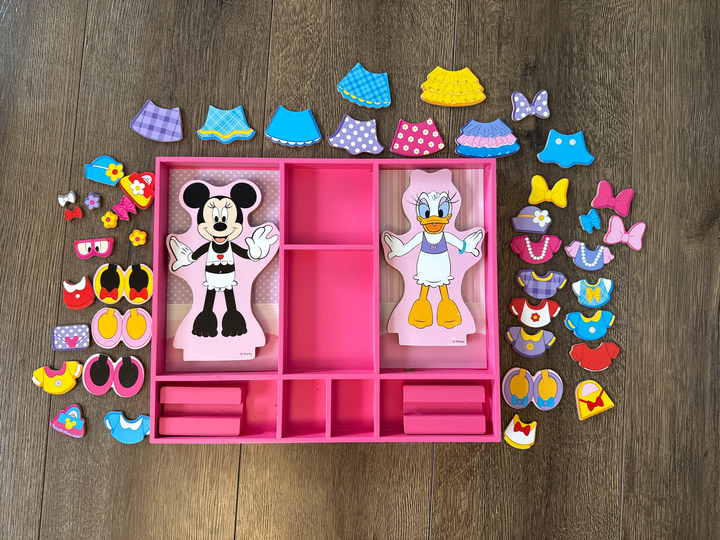 #173 Melissa and Doug Minnie + Daisy wooden dress up