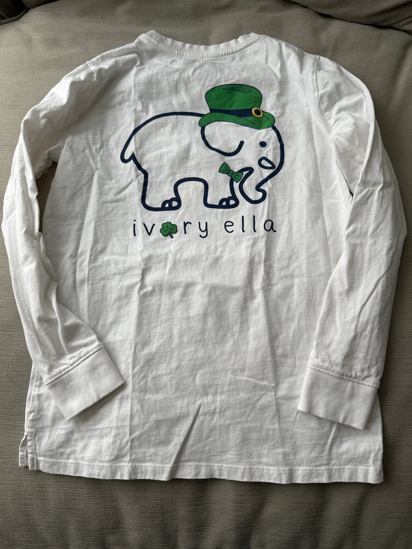 #133 Ivory Ella St Patrick’s Day T- Shirt XS Womens