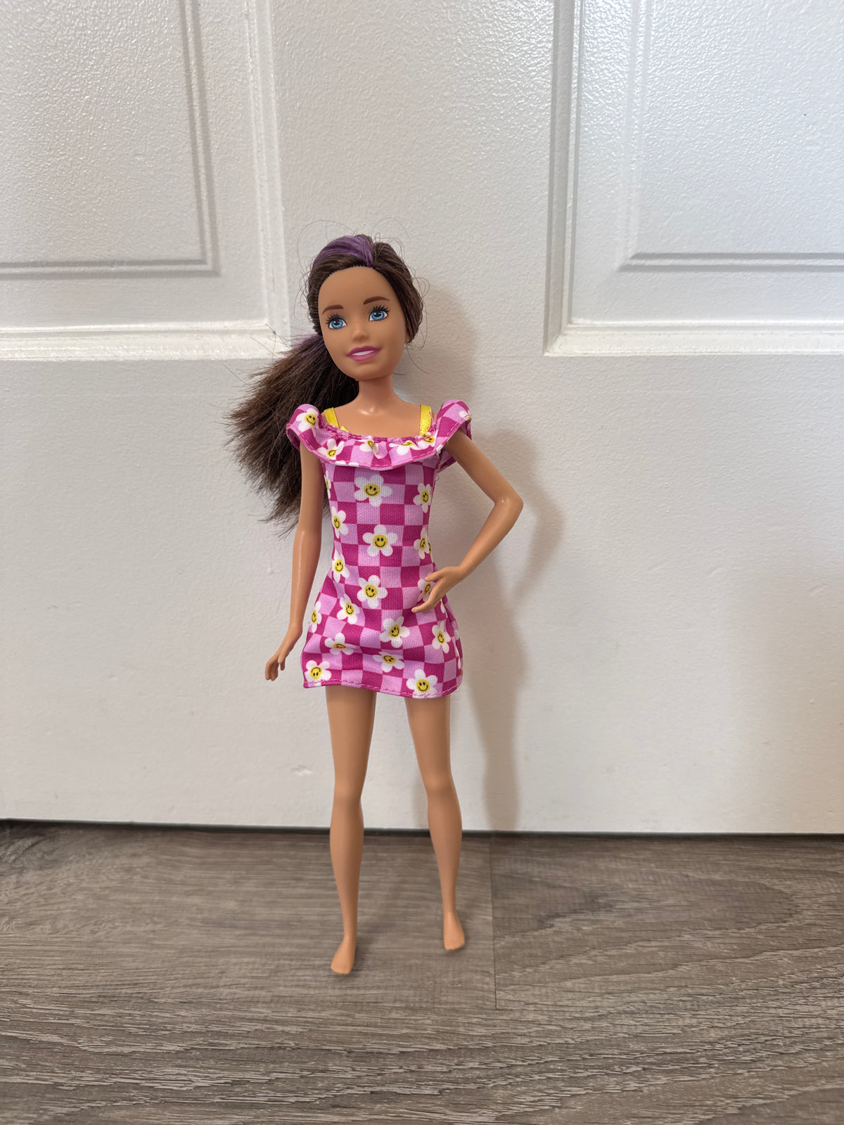 #149 Barbie doll brunette with purple
