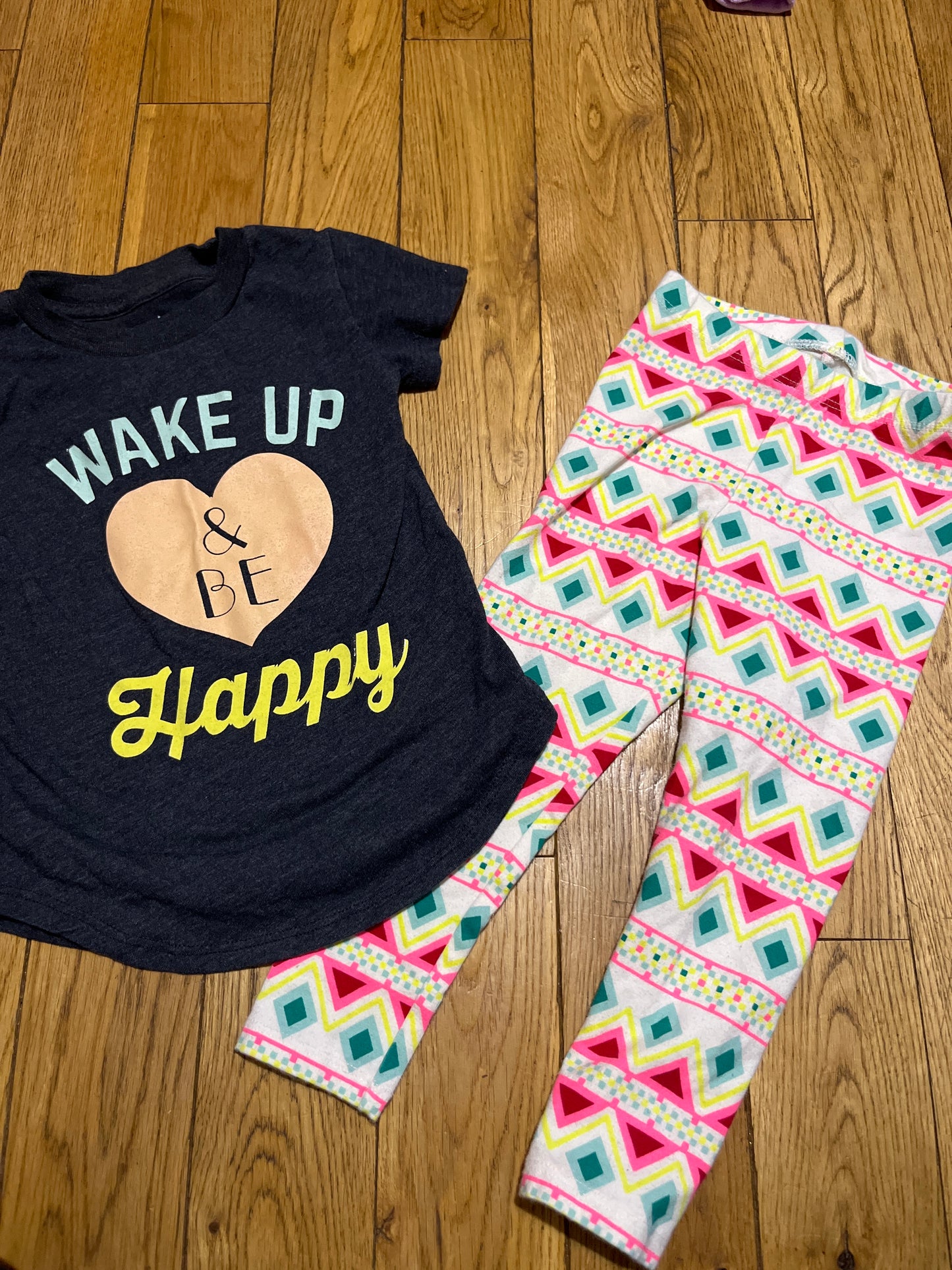 Seller 67 - happy outfit 2