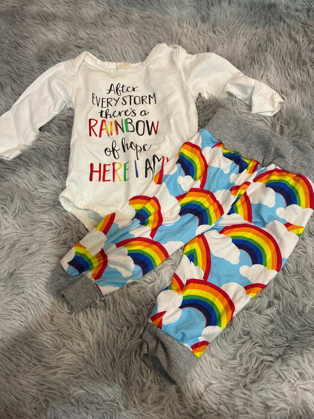 SCO46-rainbow baby outfit-gender neutral-3-6 months