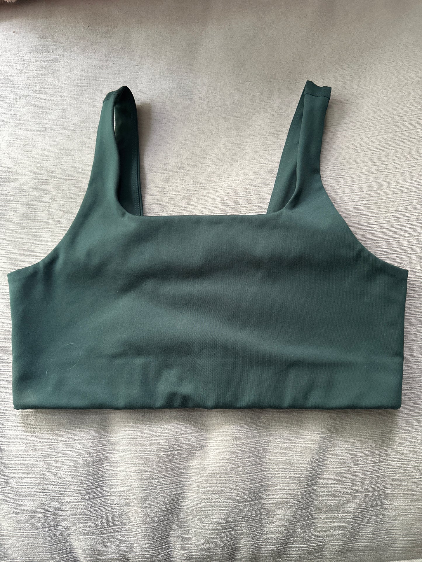 #81A Girlfriend Collective Sz M Women’s Sports Bra