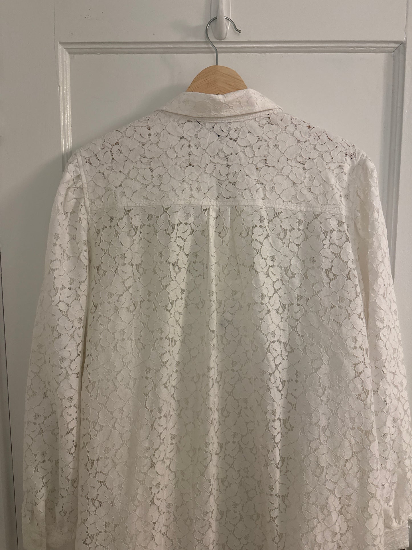 #152 - PRICE REDUCED Gap Lace Shirt Dress White XL