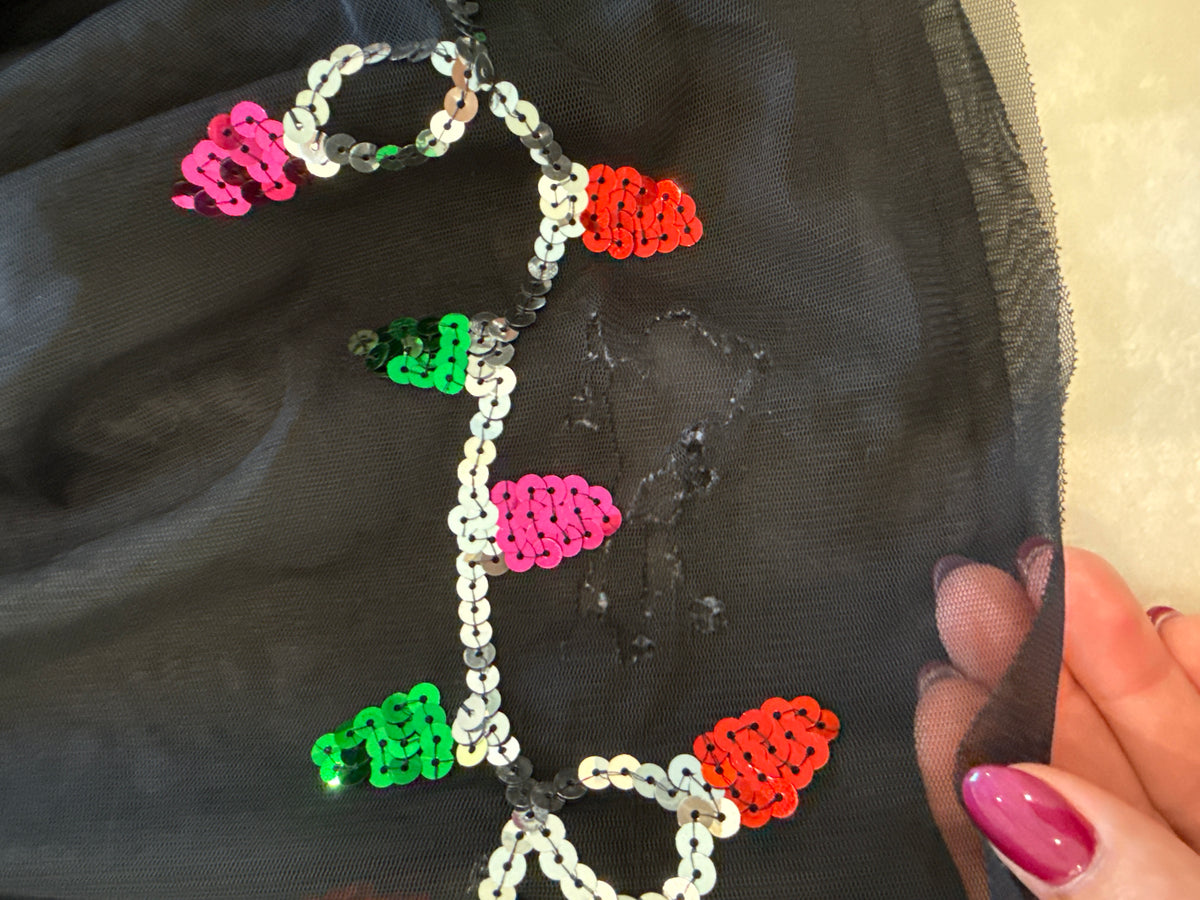 #81 Girls 4/5 Cat and Jack Holiday lights skirt no shorts under UC see pictures for the back pull in skirt