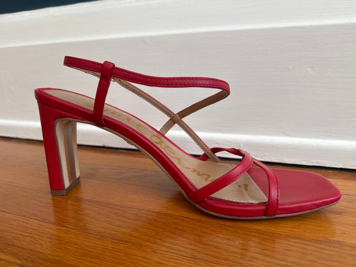 Seller #127 Women’s Sam Edelman leather strapped heels size 8