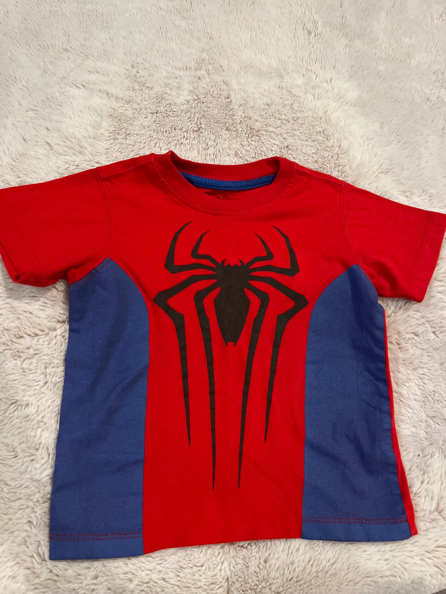 Boys Spider-Man tshirt 2T
