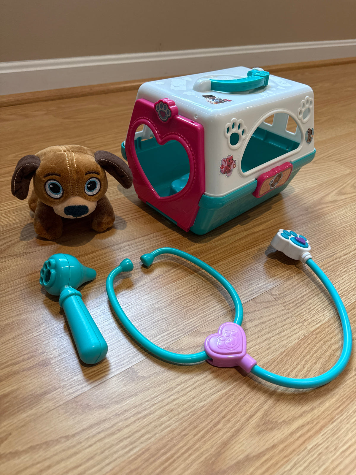 #87 doc mcstuffins pet vet