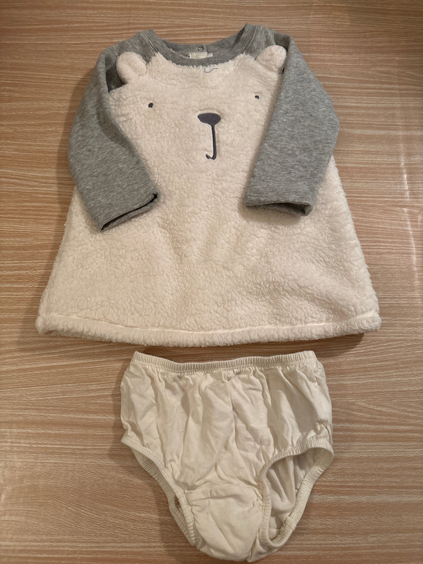 #102 Baby Gap Polar bear Fuzzy Dress 12-18 months