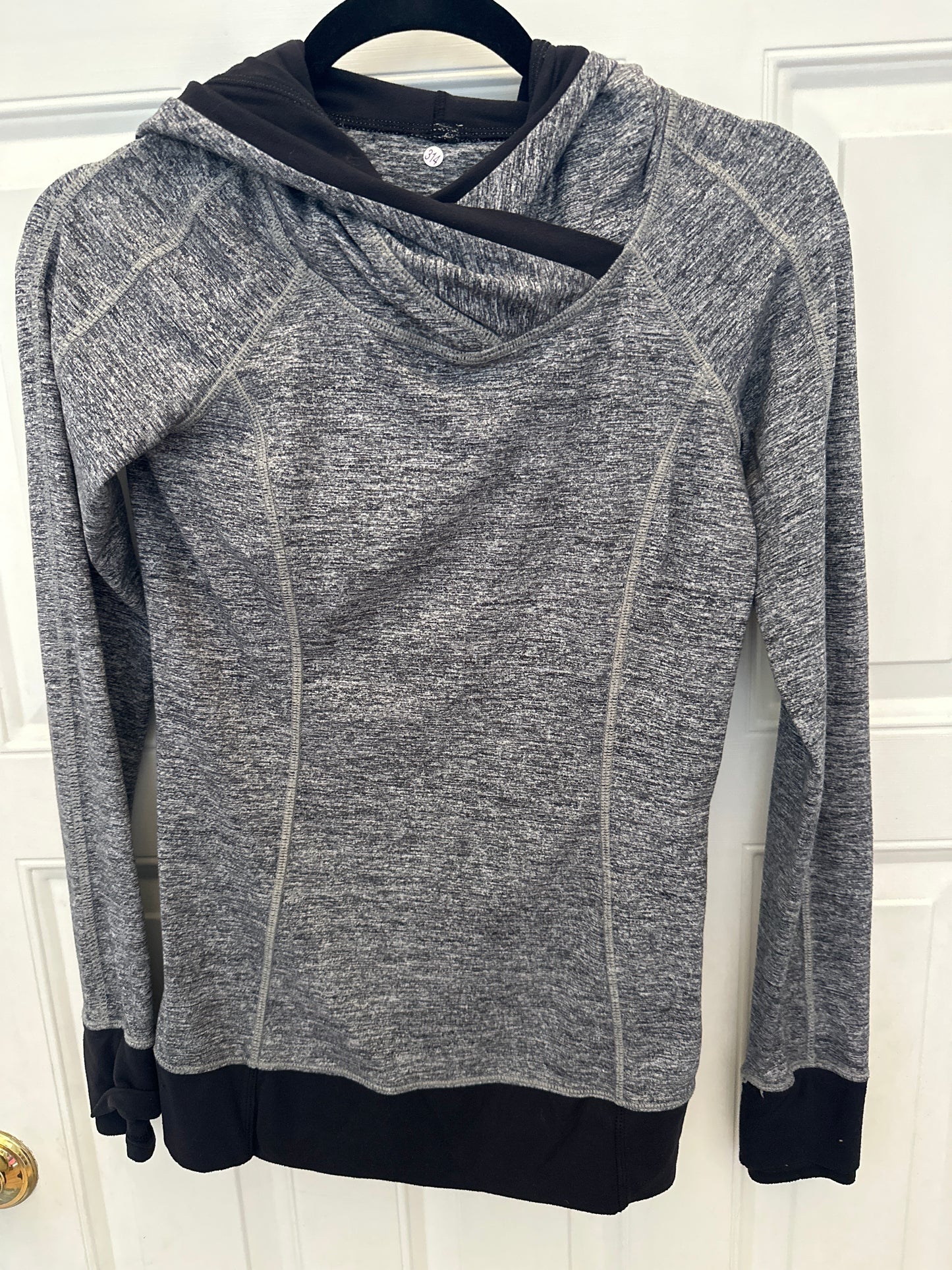 #81A Lululemon Sz 2 Gray Hoodie Pullover Align Material