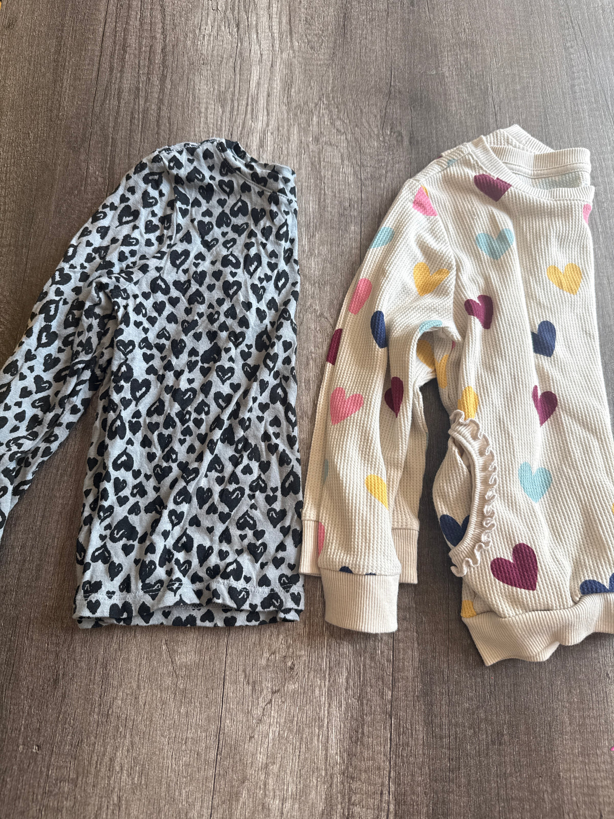 #145- 4T Long Sleeve Shirt lot (2)