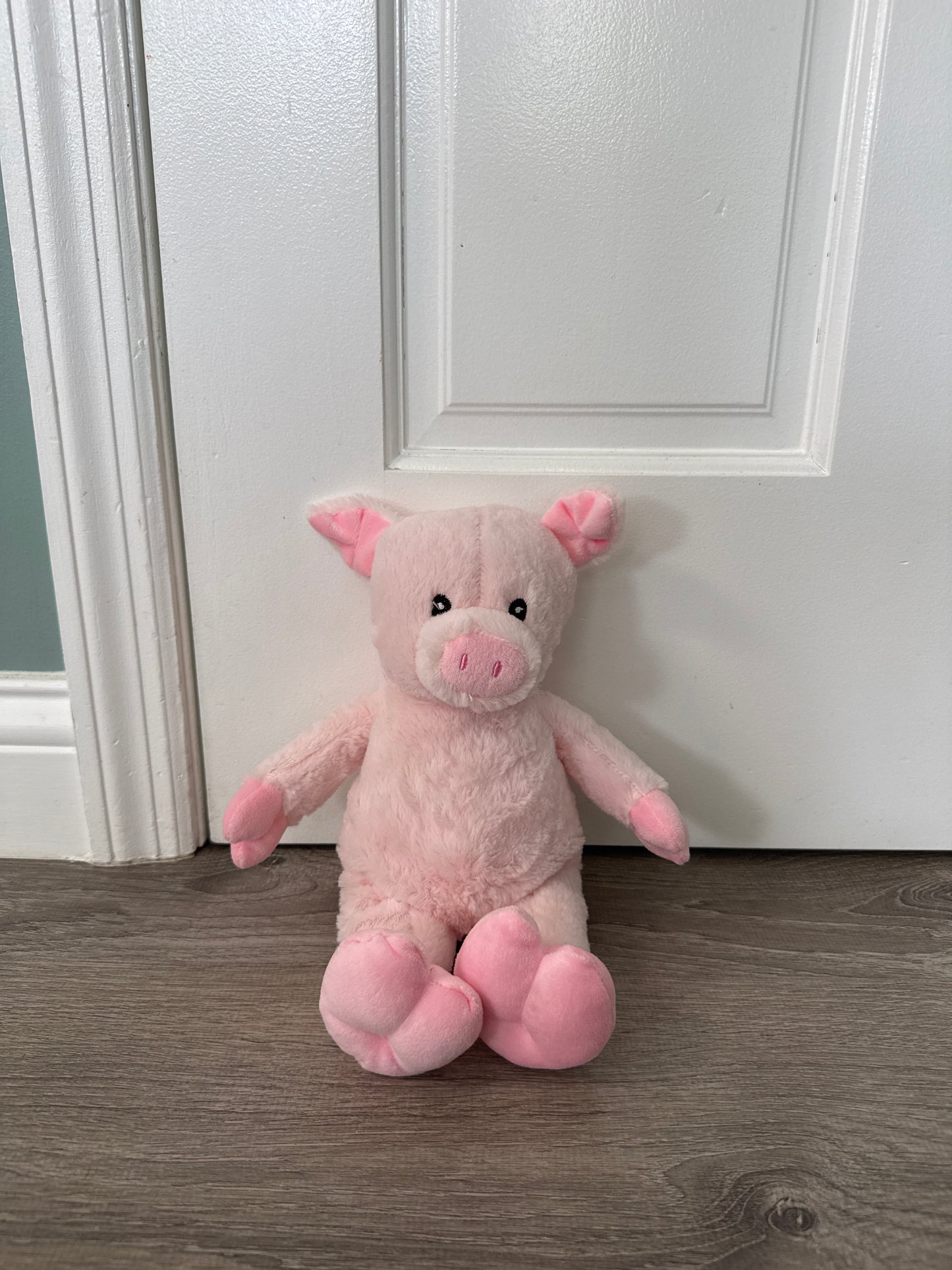 #149 Stuffed animal pig