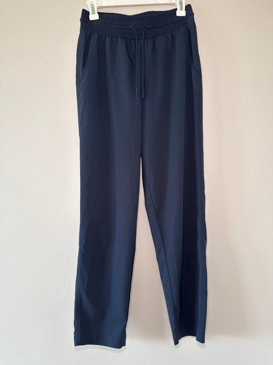 Seller #127 Women’s GapFit pant size small