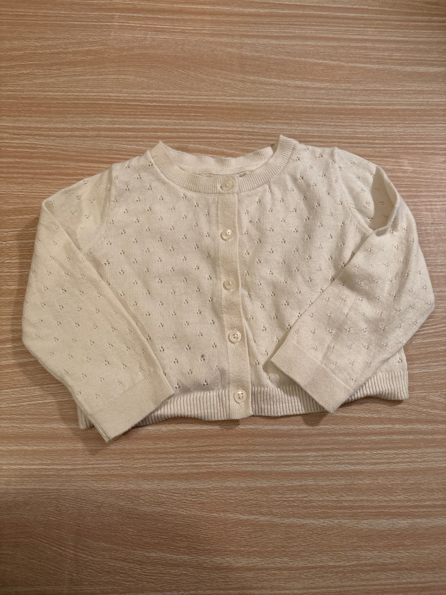 #102 GAP Girls Cream cropped Cardigan 2 Years