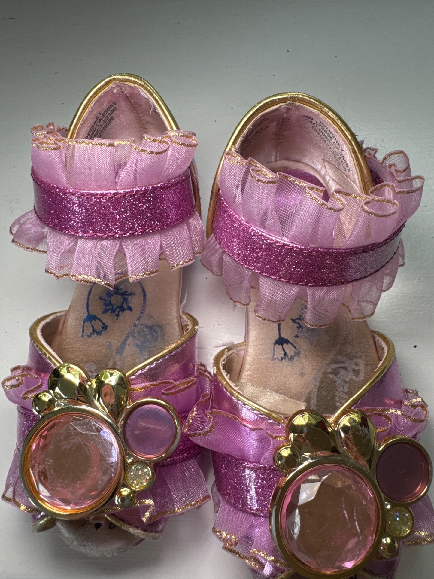 Seller #127 Girls Rapunzel dress up shoes size 7/8
