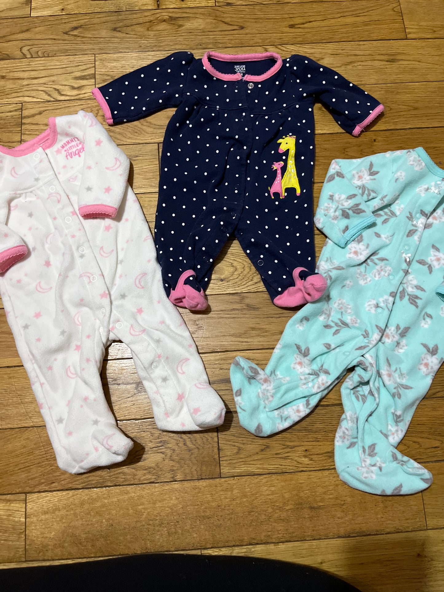 Seller 67 - carters sleeper set 3 month