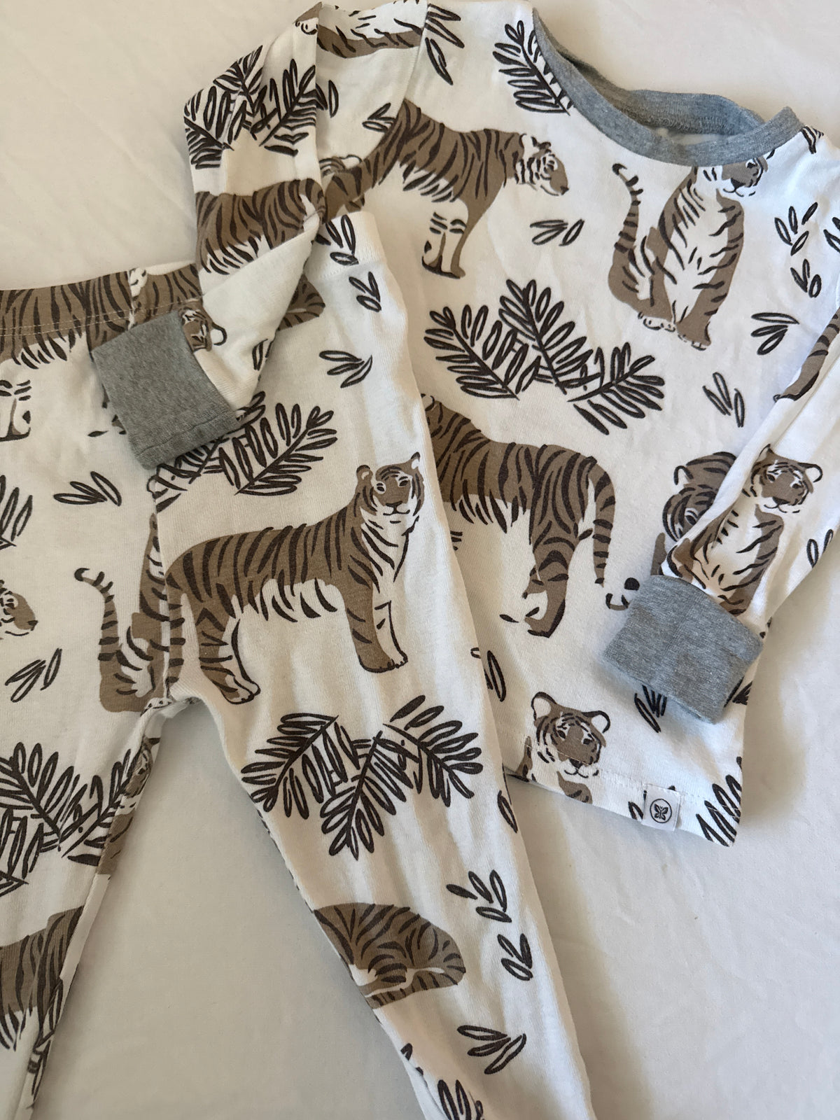 Seller #19 Honest Bengals Tiger Pajamas 24M