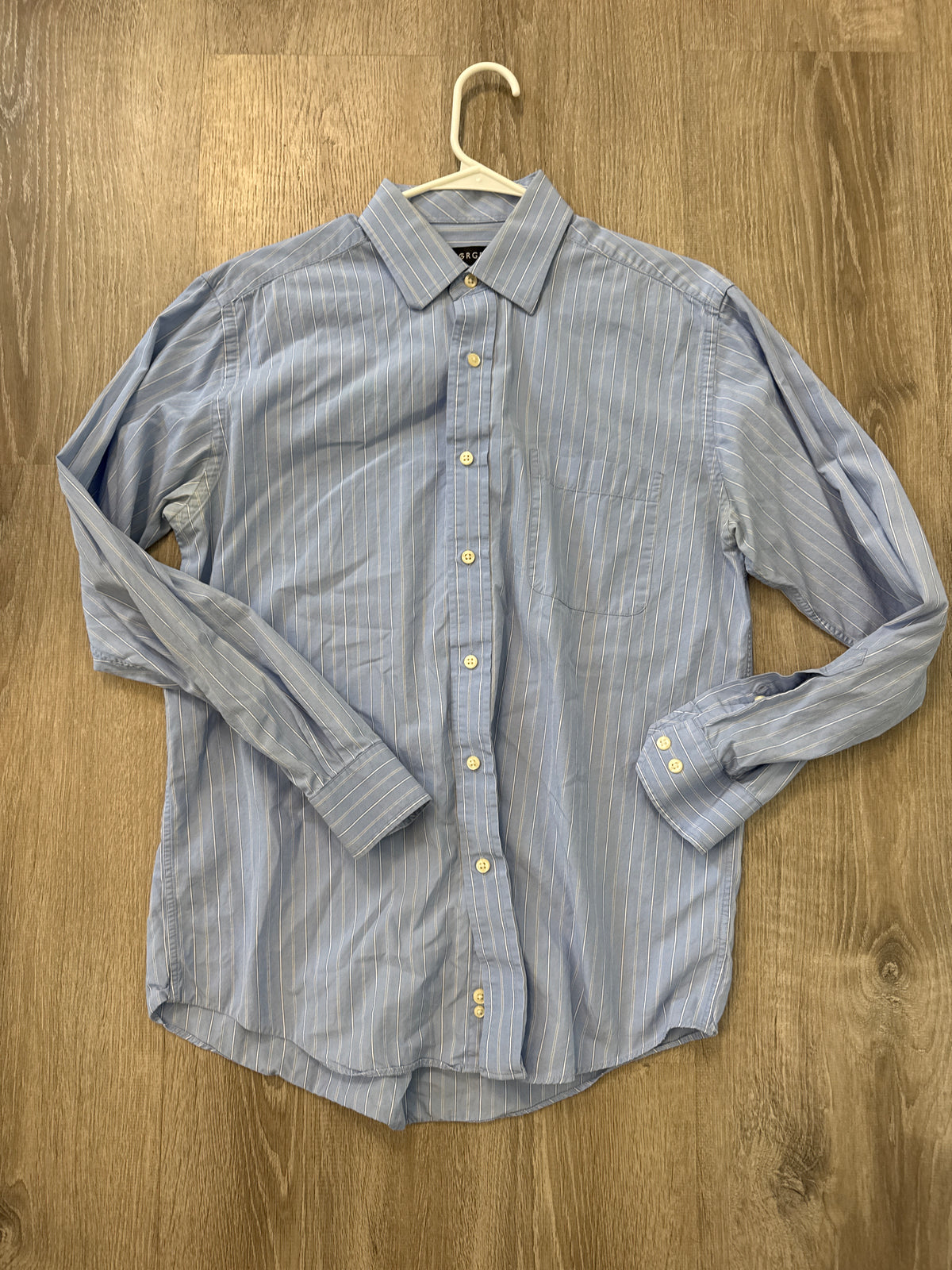 #149 Men’s Medium George Blue stripe dress shirt