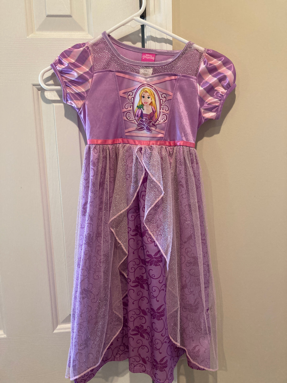 Seller #60  Girls 6 Rapunzel Tangled Dress