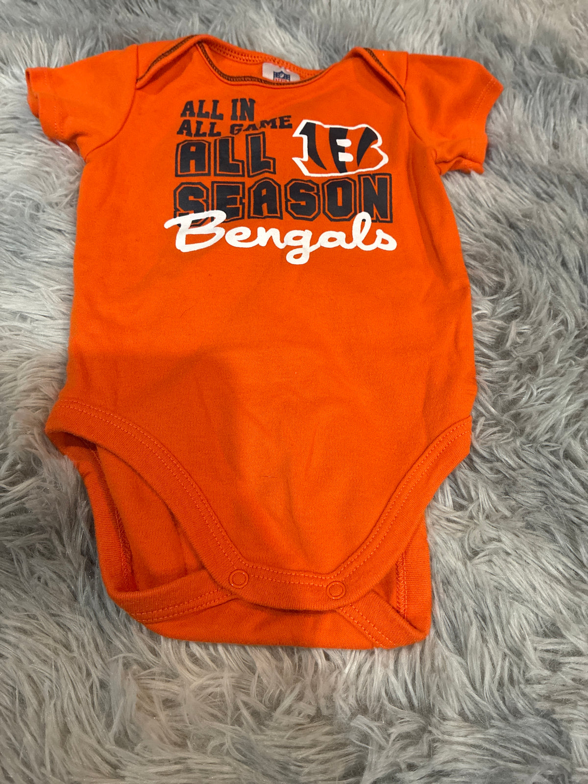 SCO46-bengals onesie-gender neutral-3-6 months