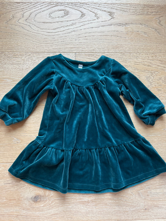 #110 Girls 2T Tea Collection Green Velvet Dress