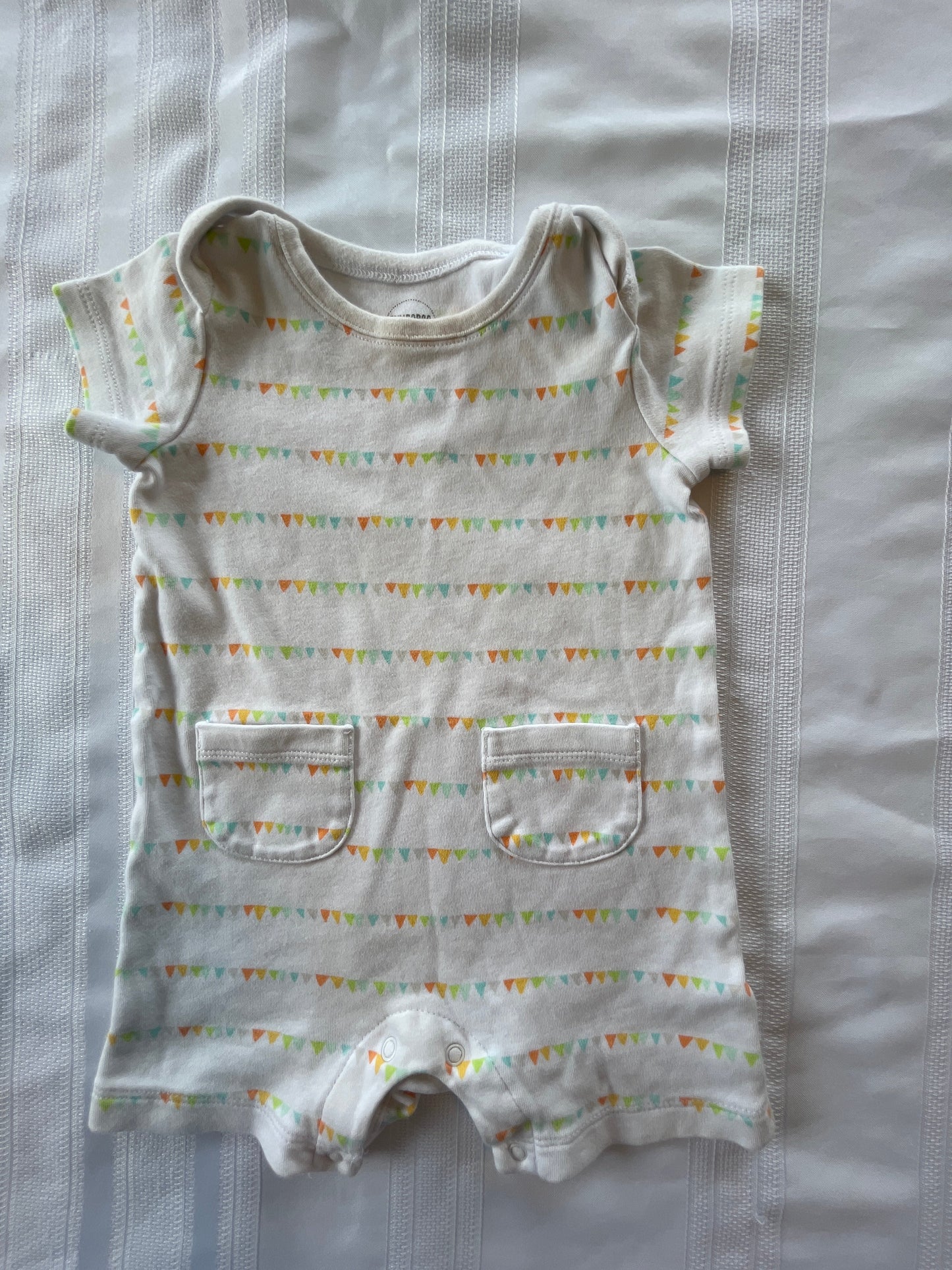 #57  Boys 6-9 mo Gymboree romper EUC