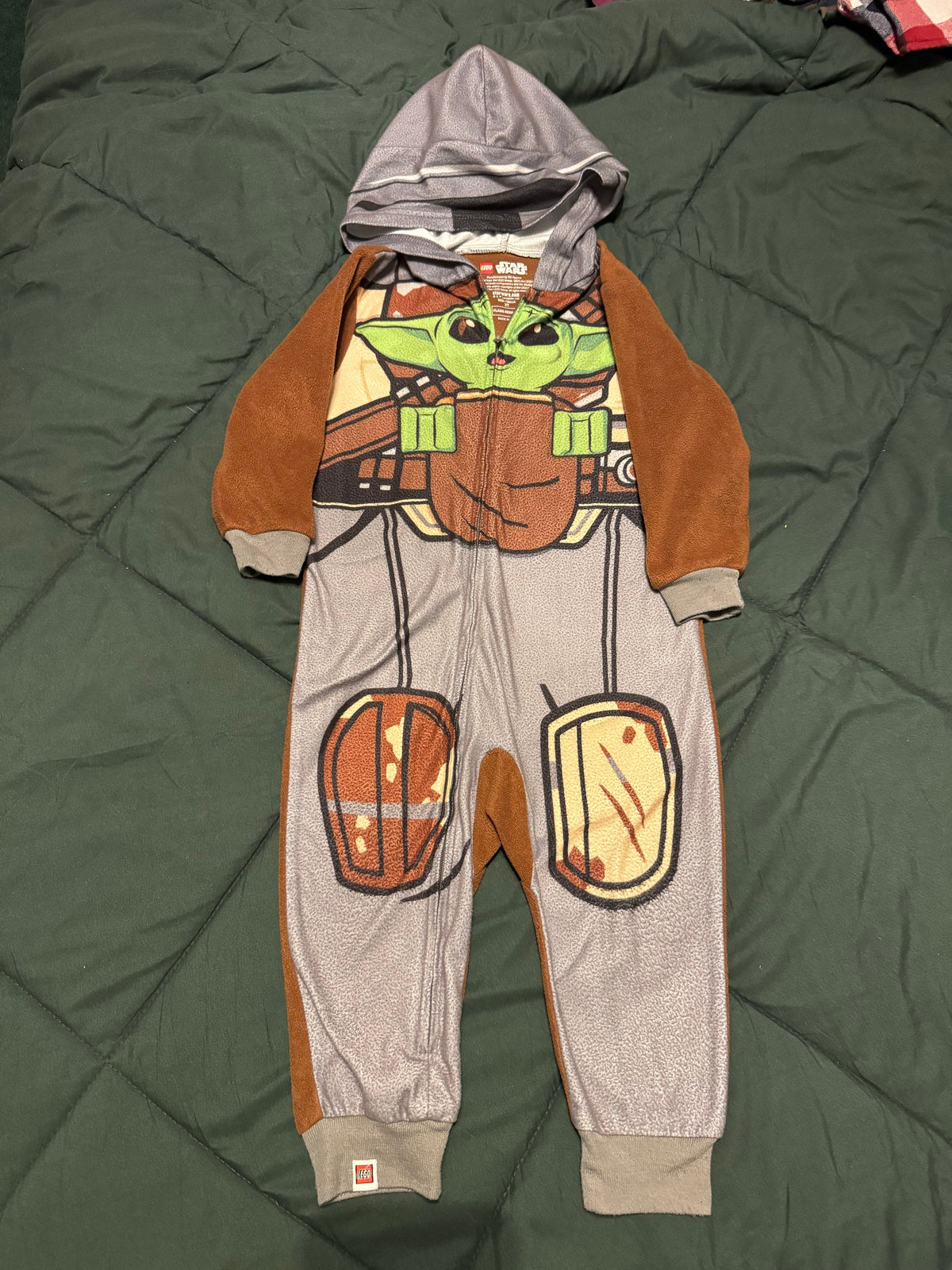 #144 Mandalorian Outfit with Hood - SIZE 3T