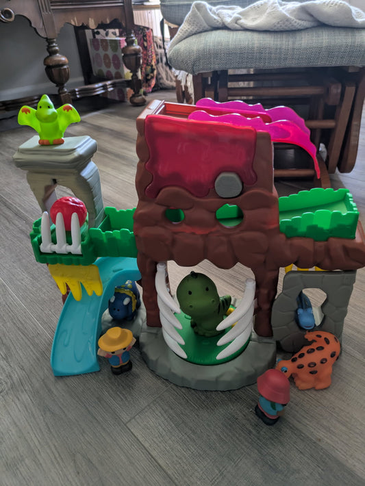 Seller 123 - Members Mark Dinosaur Playset - reduced