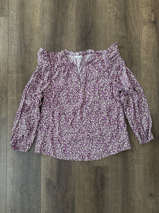 #173-NEW women's boutique blouse size M
