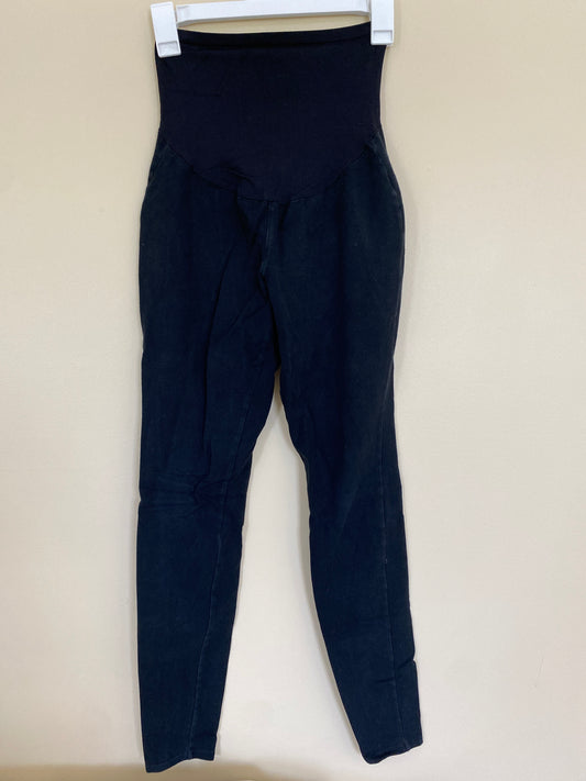 #14-Old navy maternity leggings (XS)