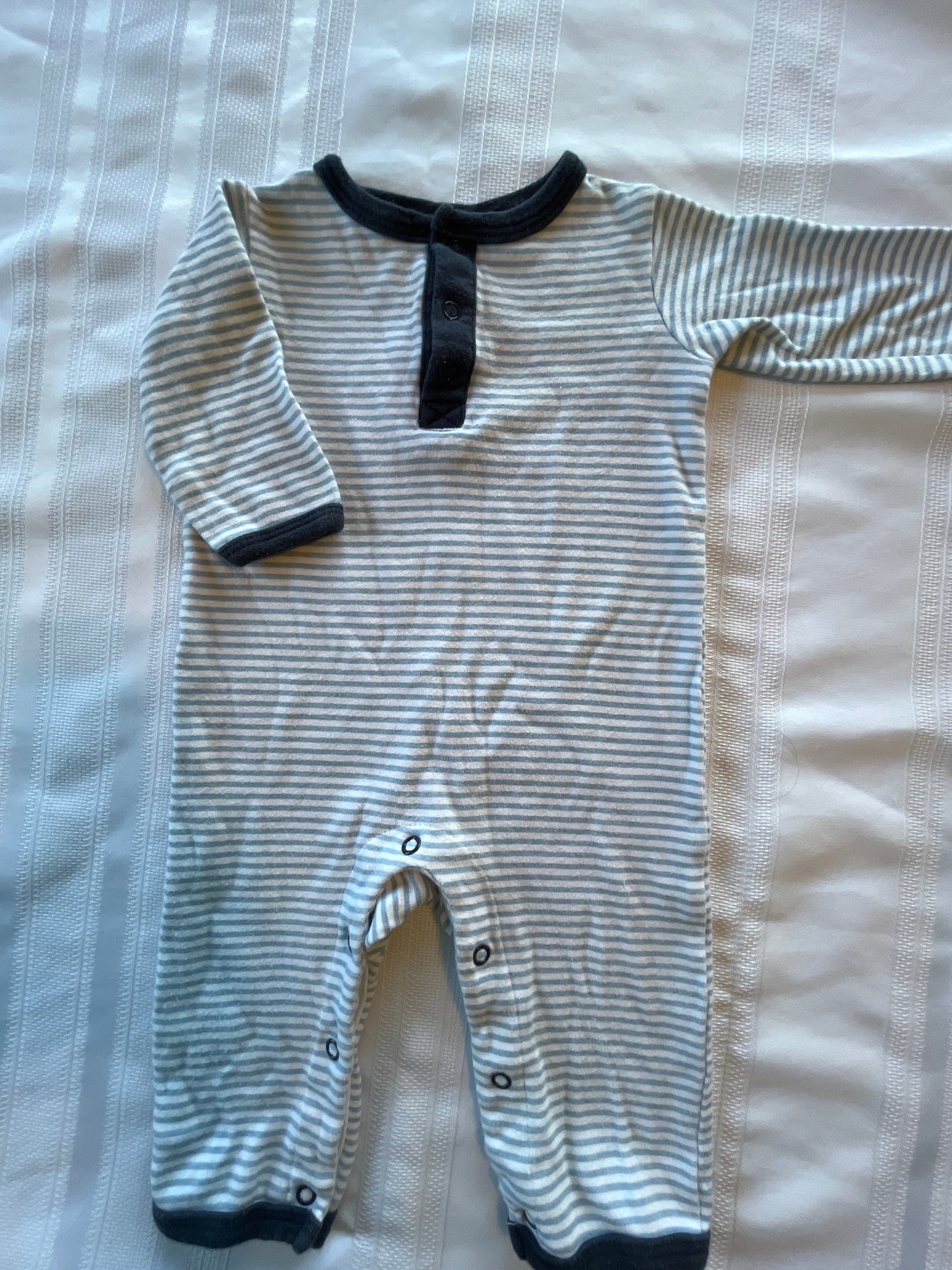 #57  Boys 3-6 mo H&B LS romper EUC