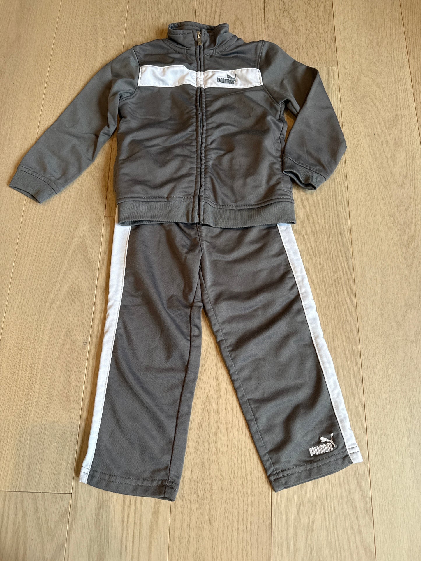 Seller #216 Boys Puma grey track suit, sz 24 mos EUC