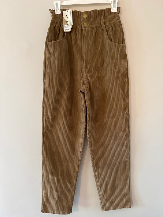 Seller #127 Corduroy pants NWT women’s size small