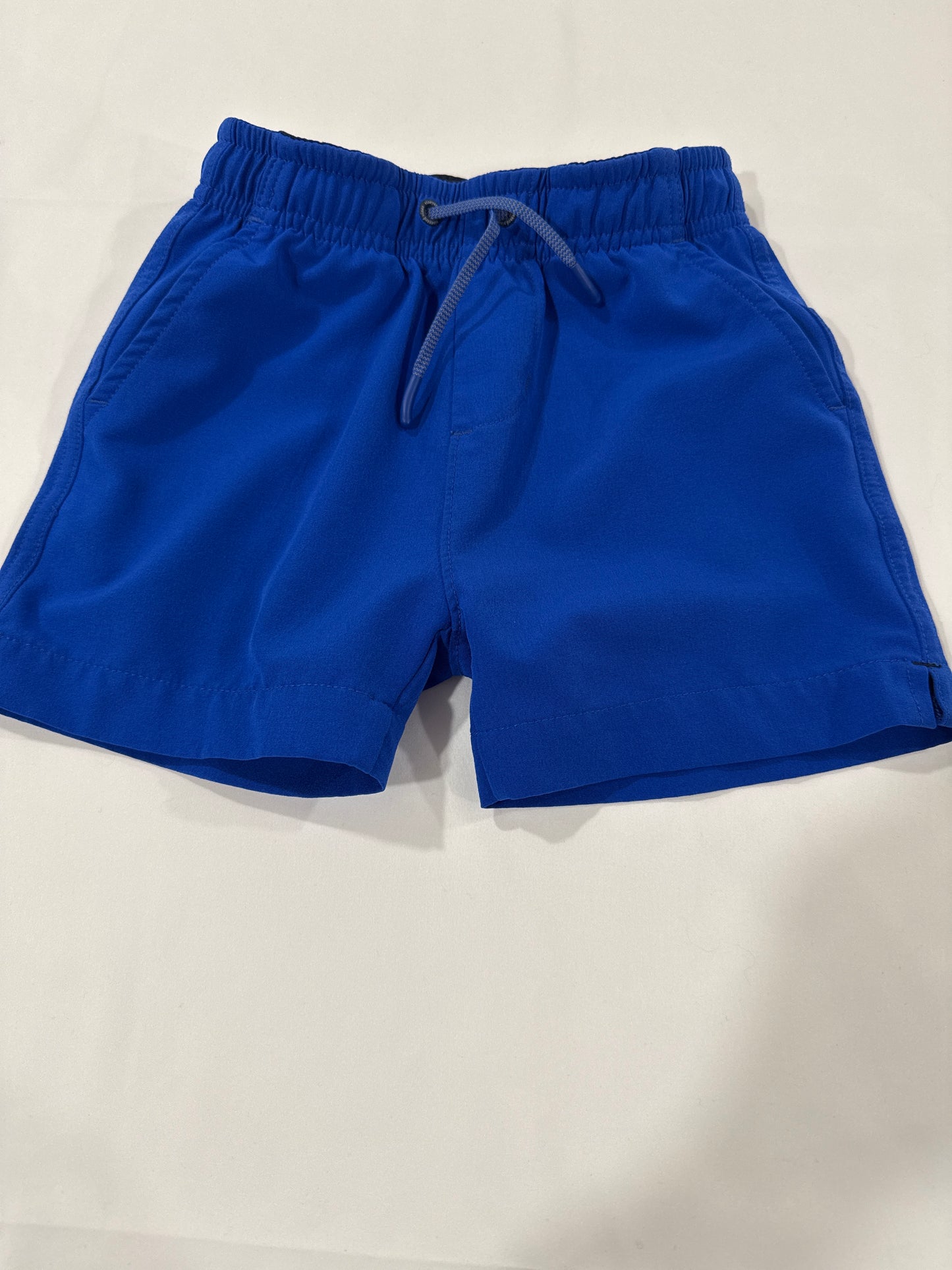 Seller 16- 3t vineyard vines performance shorts