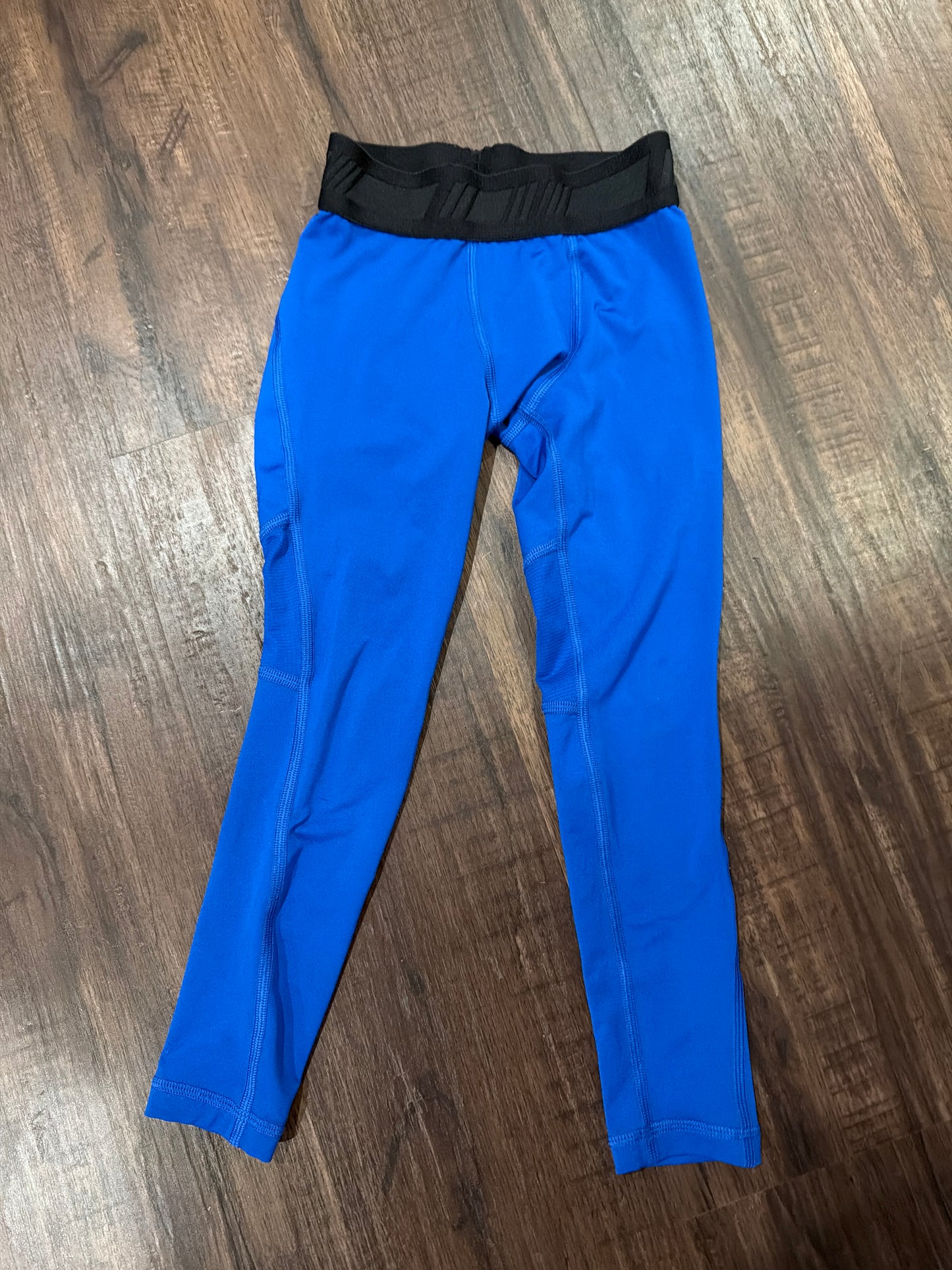 #129 boys size 6/7 DSG blue leggings