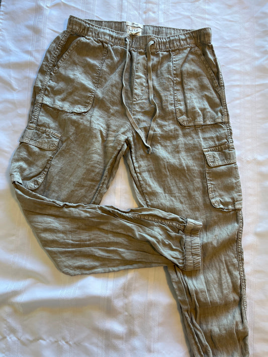 #29 Women’s size  M  Linen pants VGUC