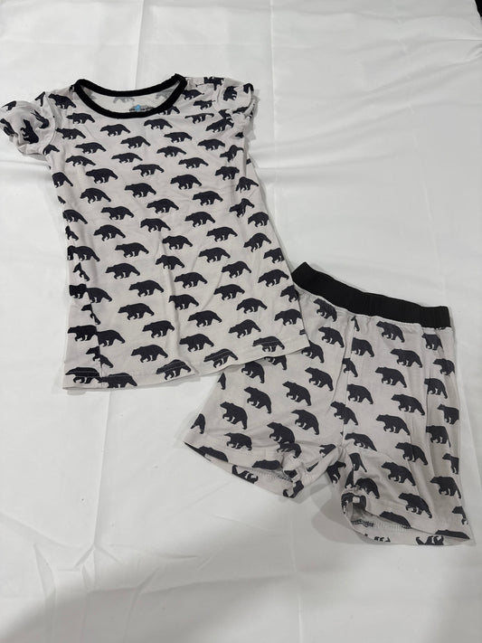 Seller #16 3t  little one shop bamboo set