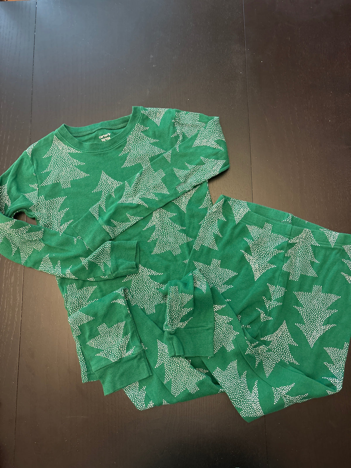 #166 Carters boys sz10 pajamas
