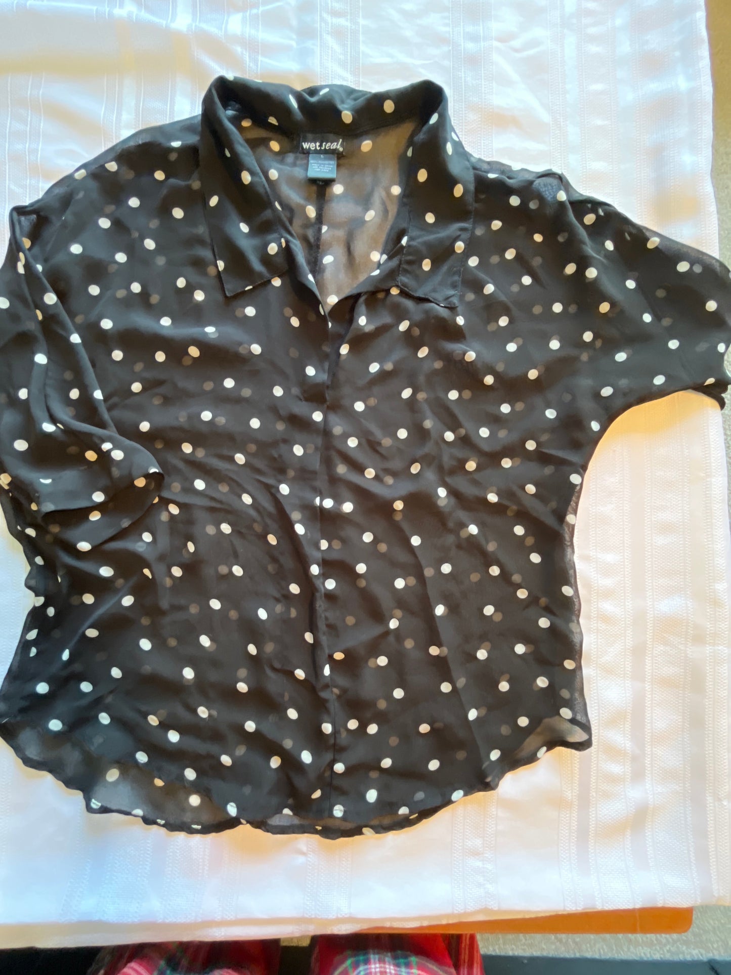#57  Women’s large short sleeve overshirt EUC