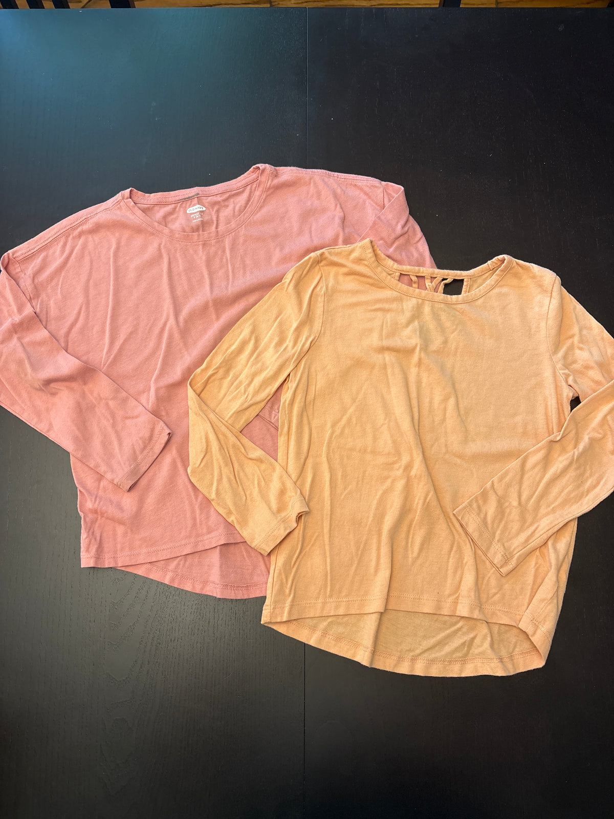 #166 girls Old Navy S(6/7) long sleeved tee