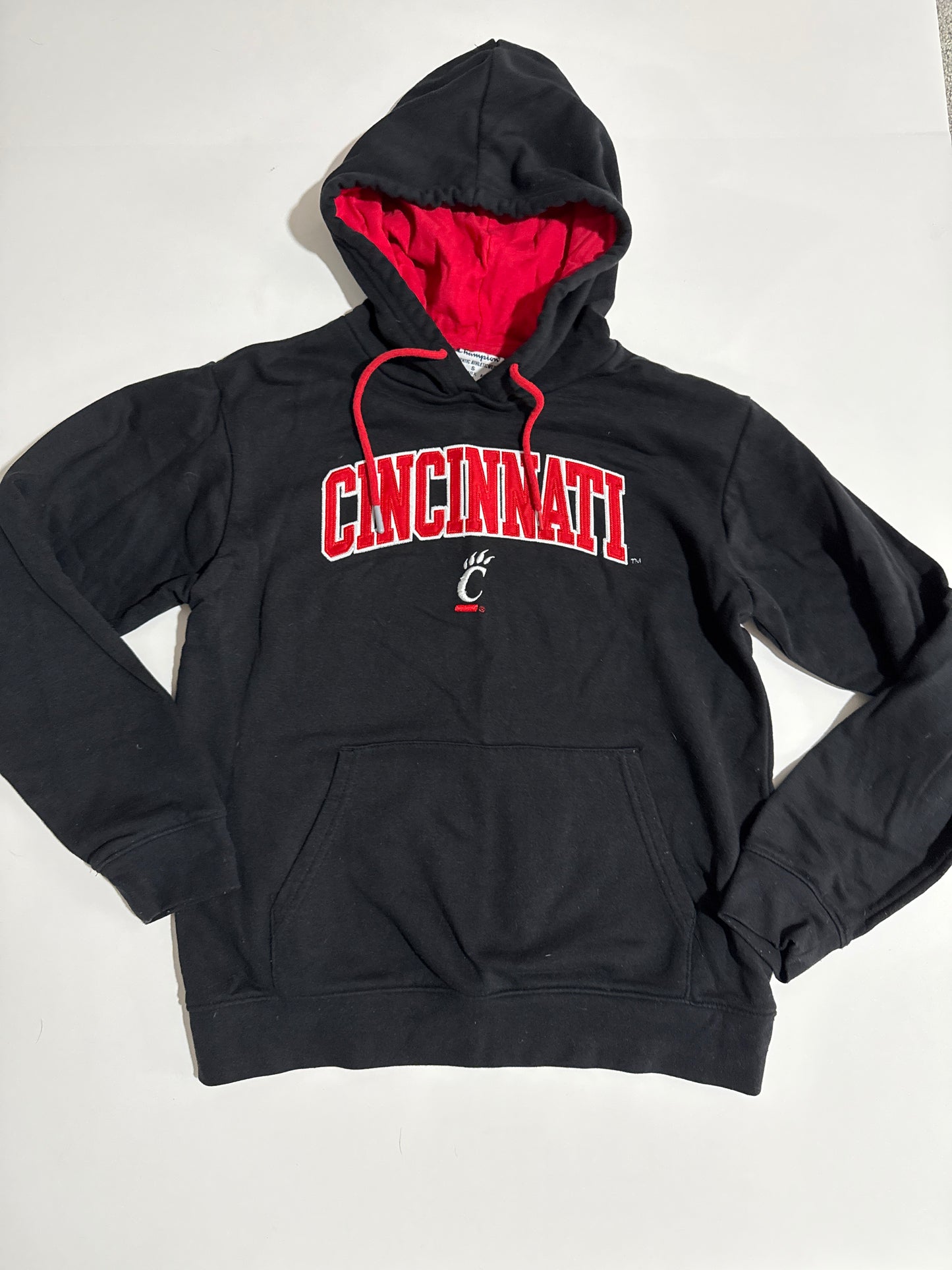 #96 Champion UC Bearcats Adult Hoodie Size S