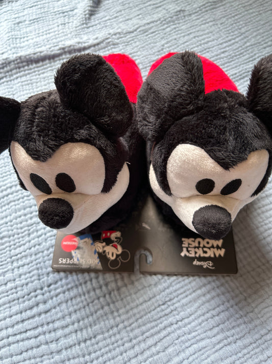 Seller 128 - REDUCED Disney Mickey Mouse Kid’s Slippers Size Medium (2-3) *new with tags*
