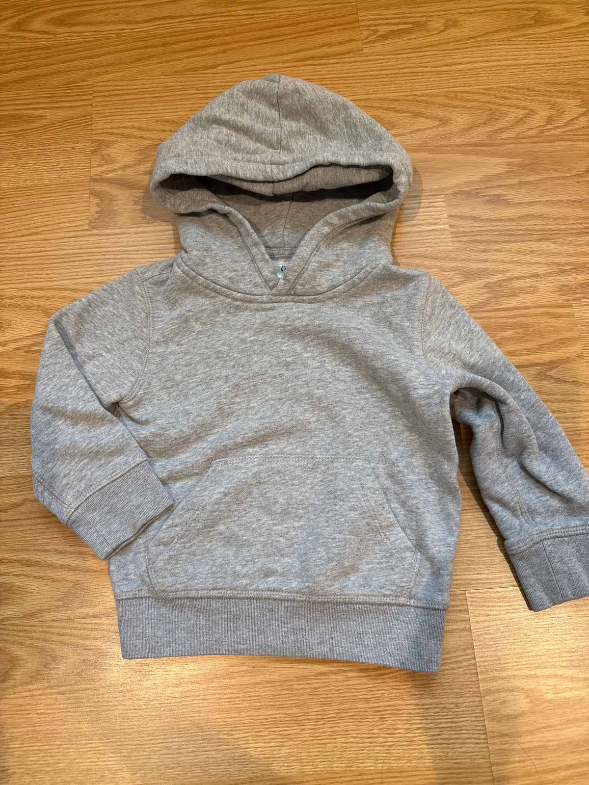 #87 gap 3 grey hoodie VGUC