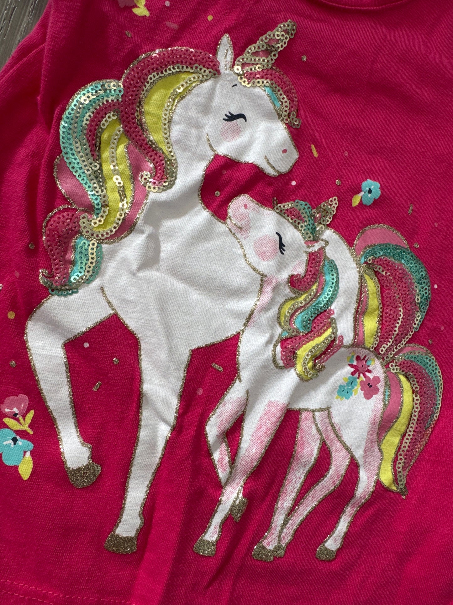 #149 Girls 4 unicorn T-shirt