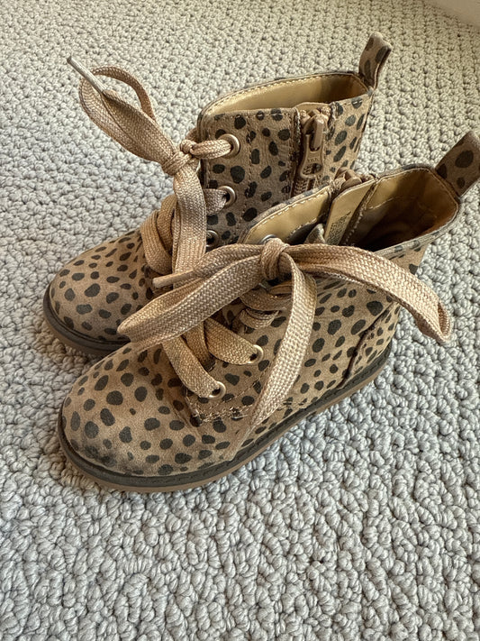 Seller 8 - girls Cat & Jack size 8 polka dot combat boots