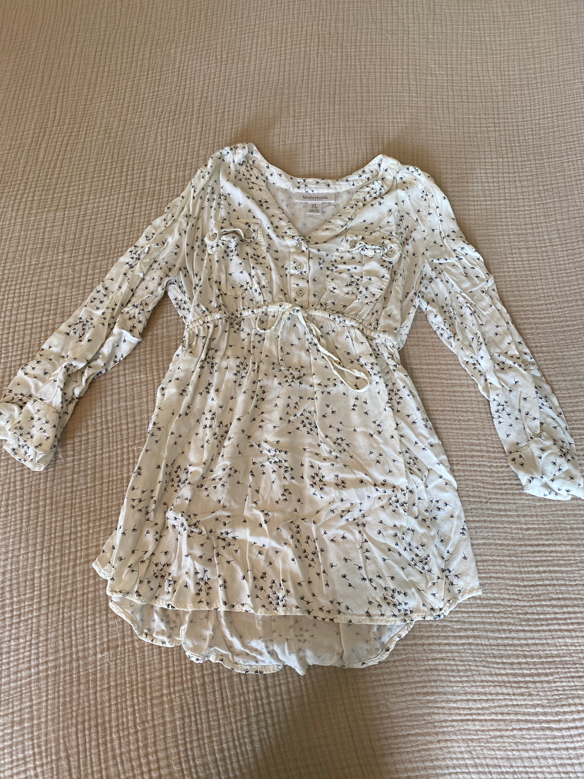 #63-motherhood maternity white and black floral shirt