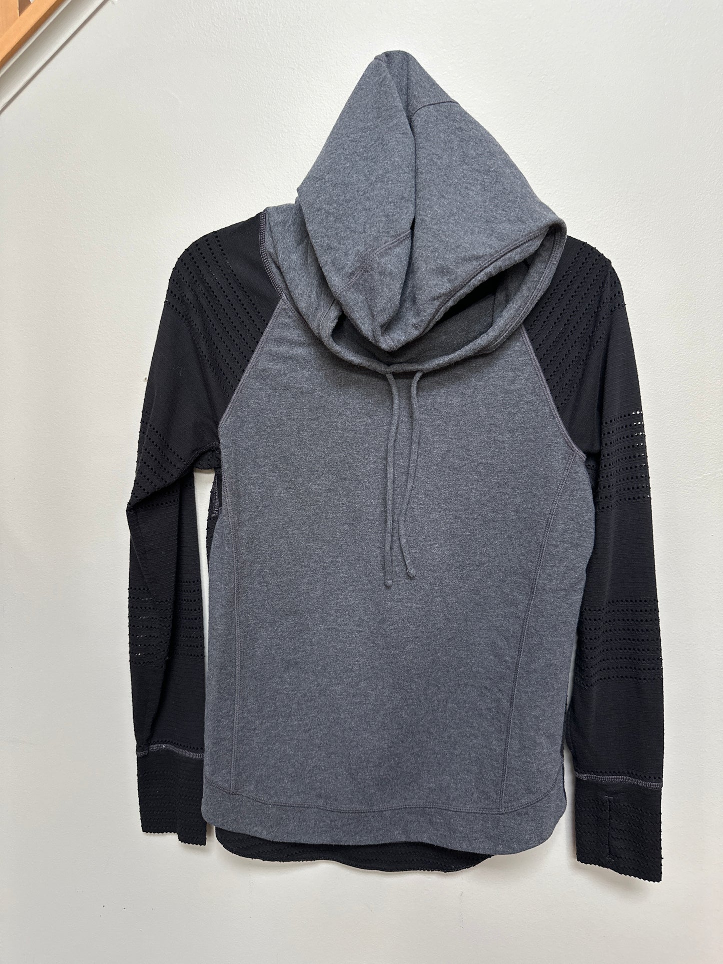 #133 Athleta Hoodie Sz XS